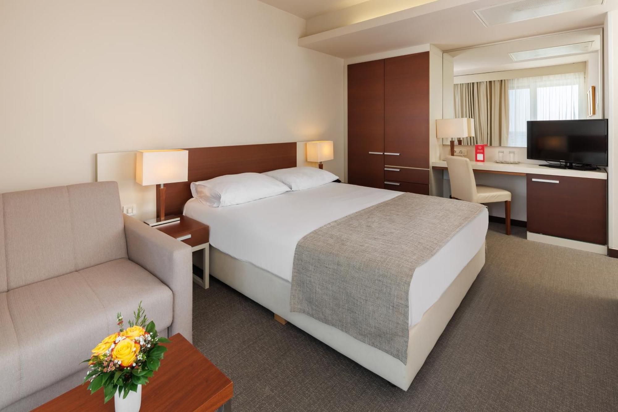 Superior Room Balcony Sea Side